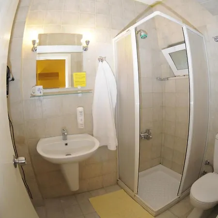 Hotel A&b
